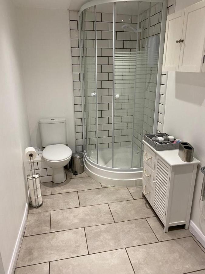 Star Apartment Ipswich Bagian luar foto