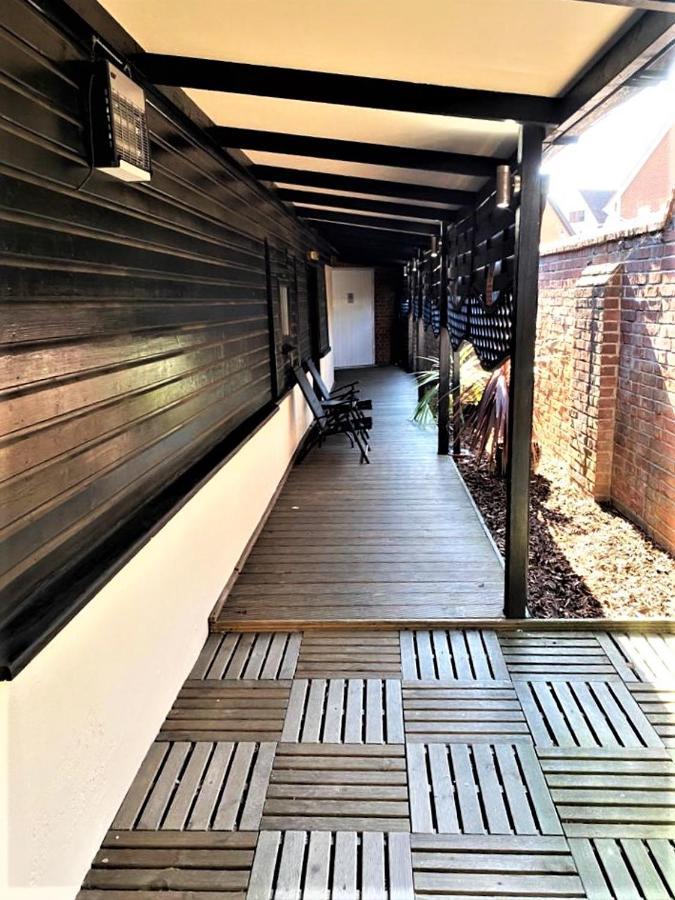 Star Apartment Ipswich Bagian luar foto