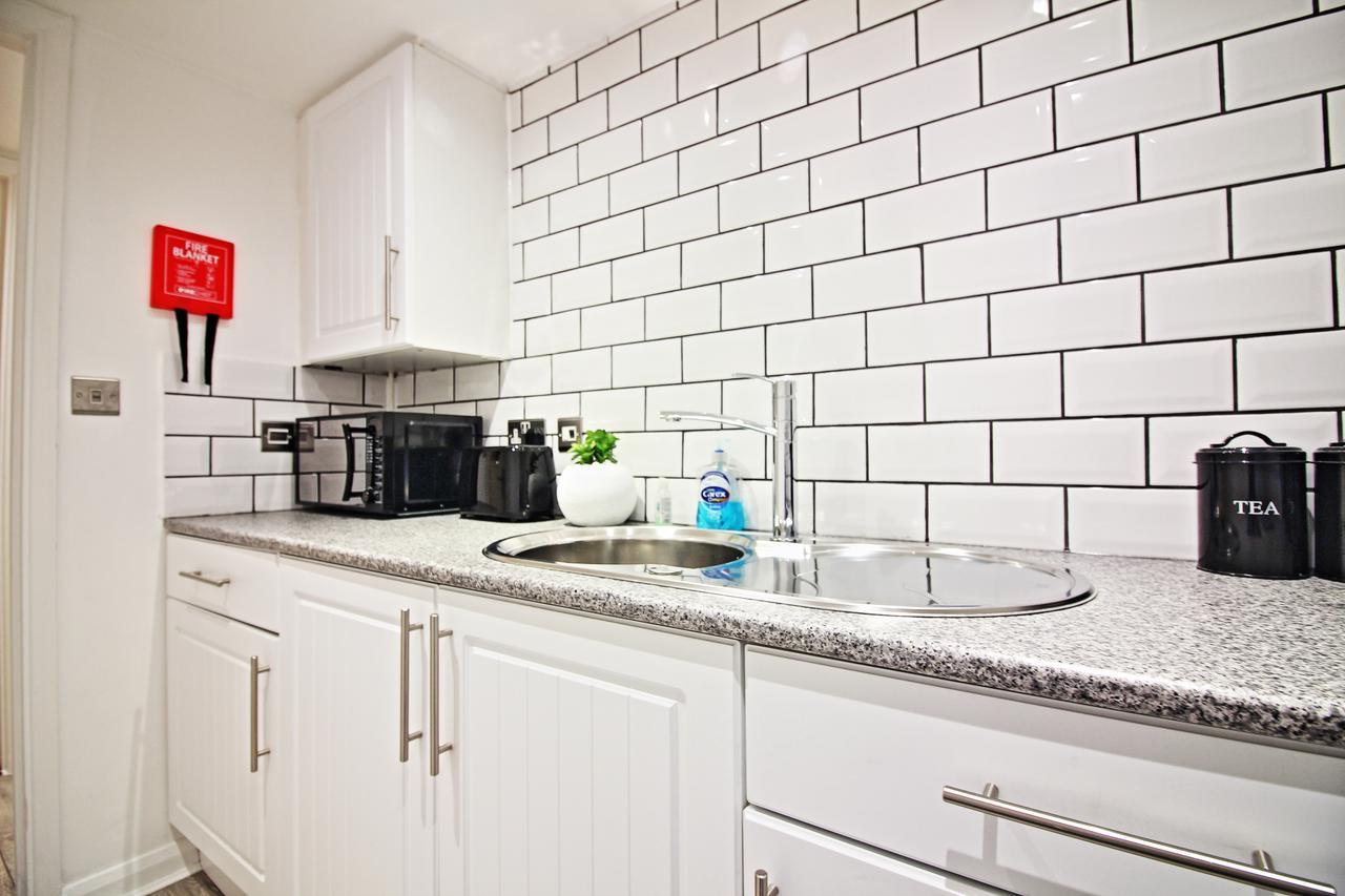 Star Apartment Ipswich Bagian luar foto