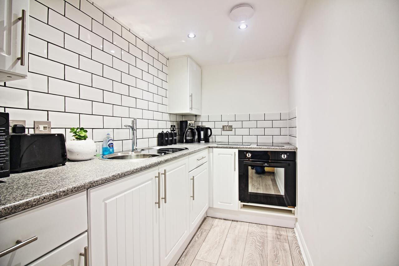 Star Apartment Ipswich Bagian luar foto